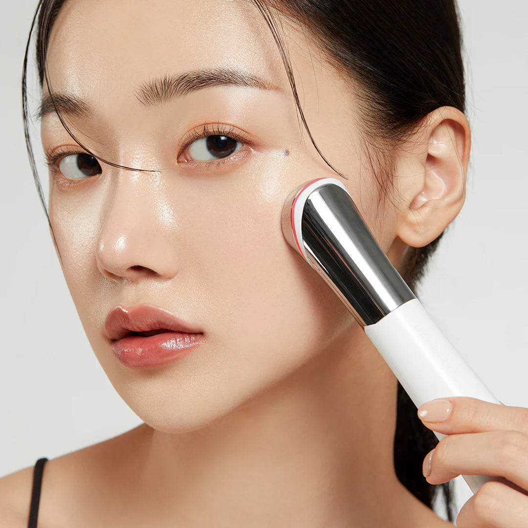 Medicube Age-R ATS Air Shot - Microneedling Skin Care Device